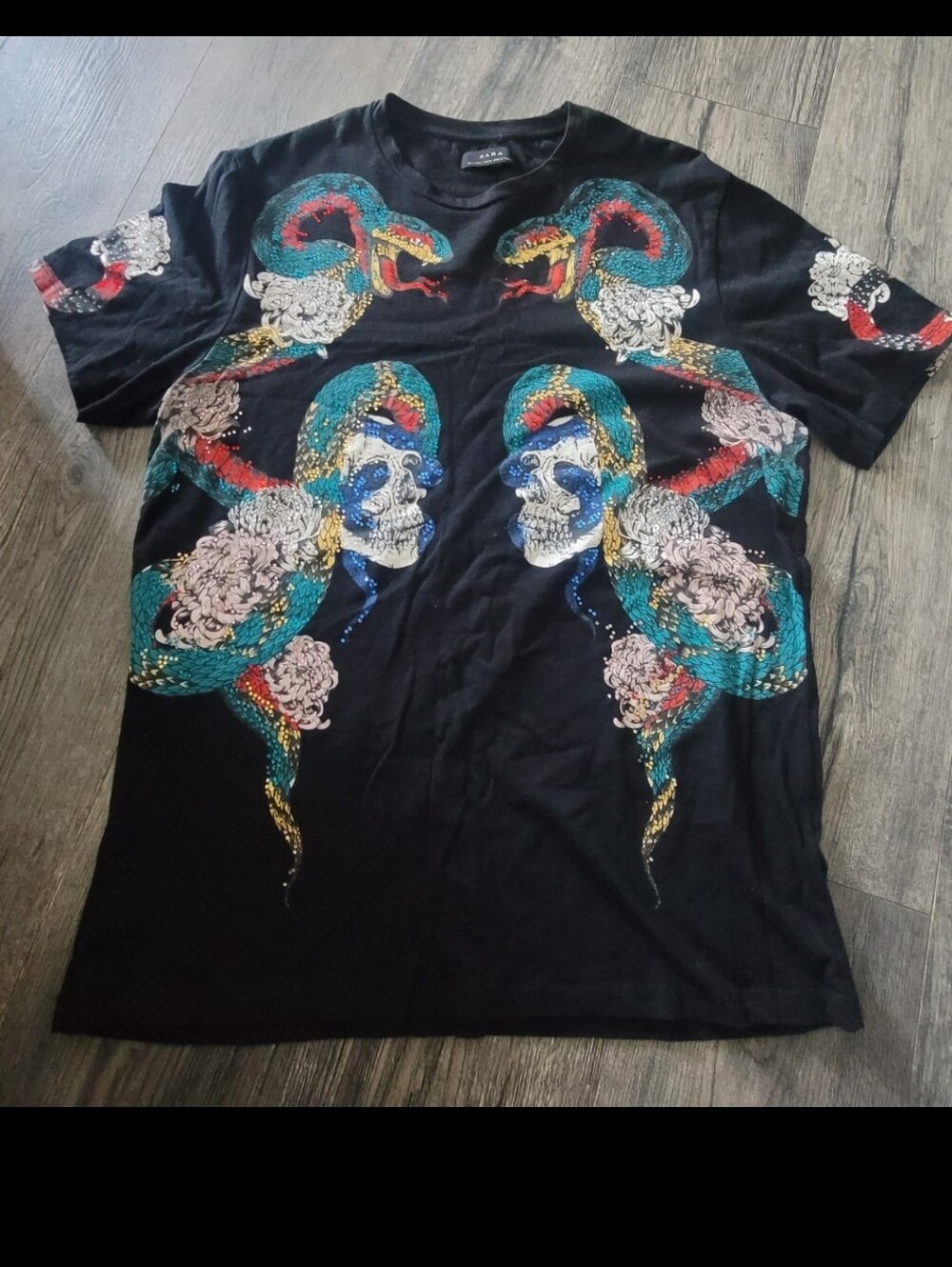 Men's Black Graphic Skull & Snake Short-Sleeve Shirt